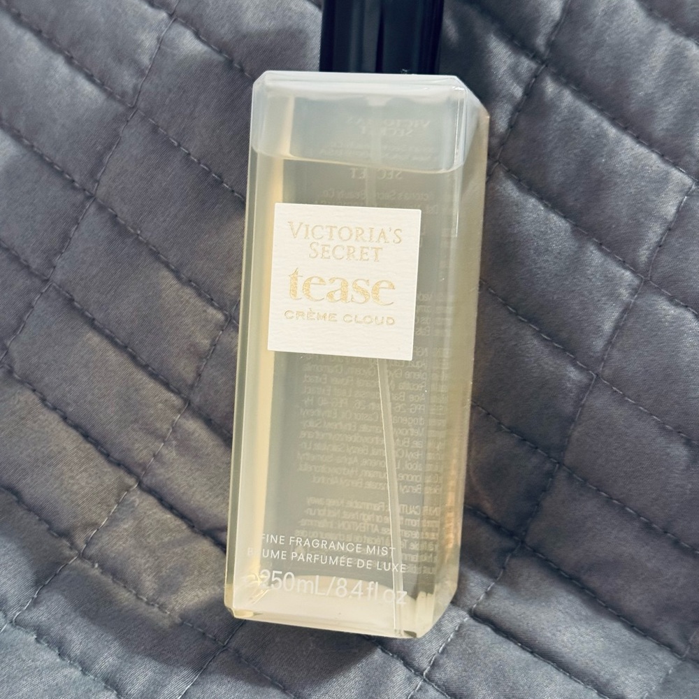 Victoria's Secret Fragrance Mist Tease Crème Cloud